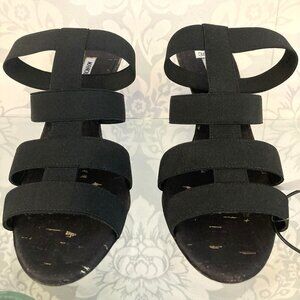 MANOLA BLAHNIK Black Stretchy Ankle Strap Heel Size 38.5